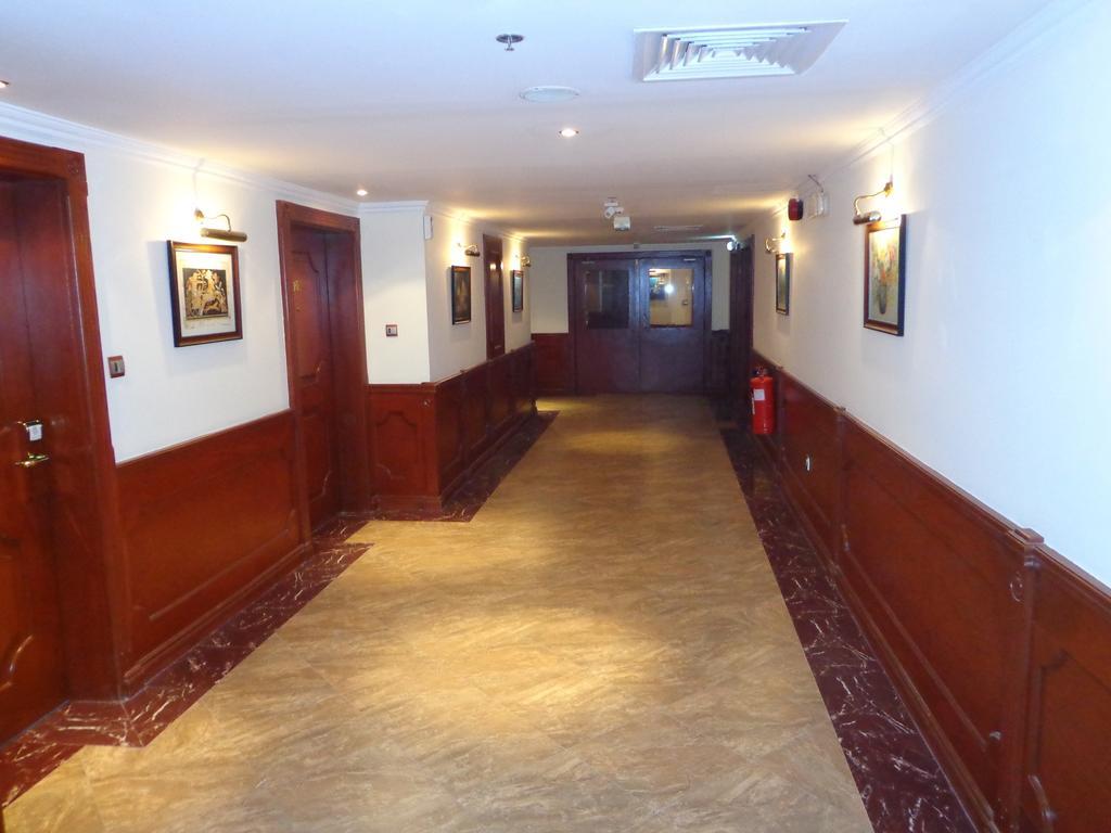 Bahrain Carlton Hotel Manama Ngoại thất bức ảnh