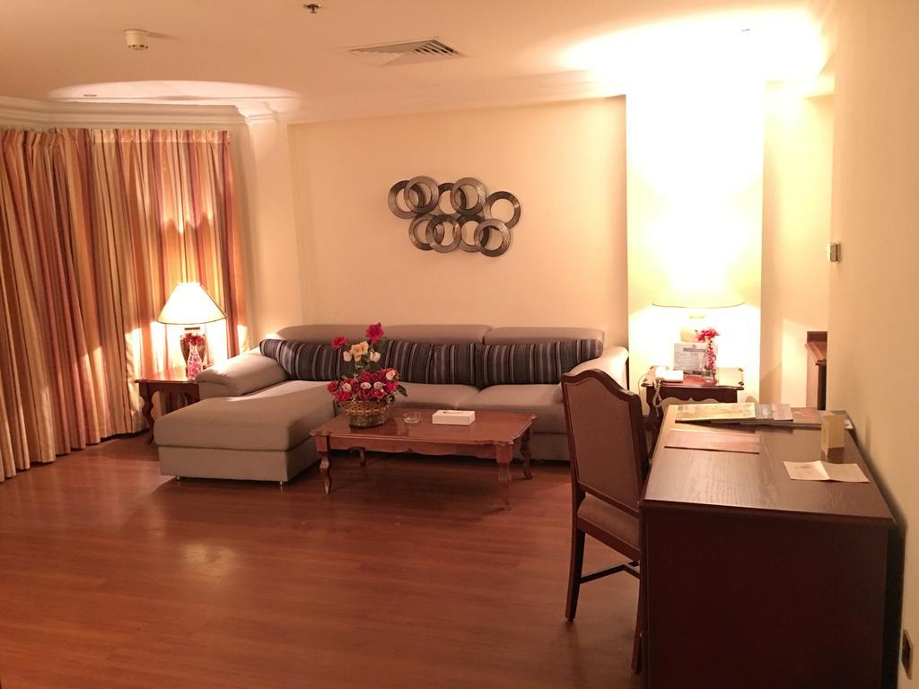 Bahrain Carlton Hotel Manama Ngoại thất bức ảnh