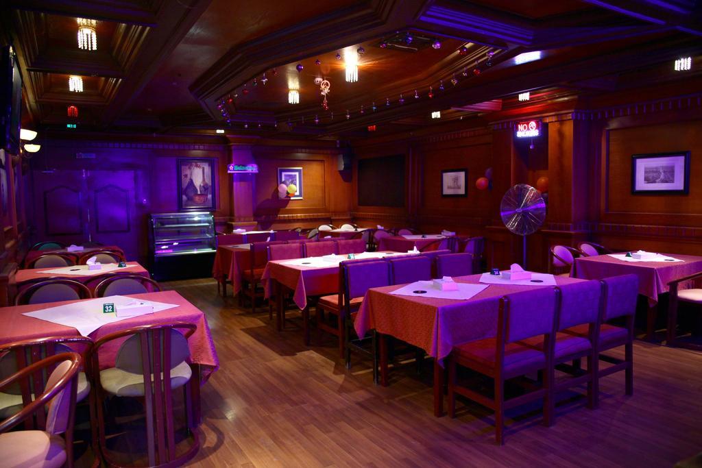 Bahrain Carlton Hotel Manama Ngoại thất bức ảnh